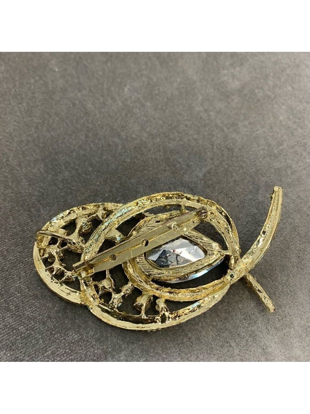 Bronze gold crystal rhinestone brooch pin - Picture 3 of 7